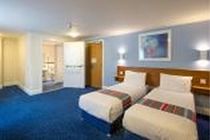 Travelodge Cardiff Airport Barry Luaran gambar